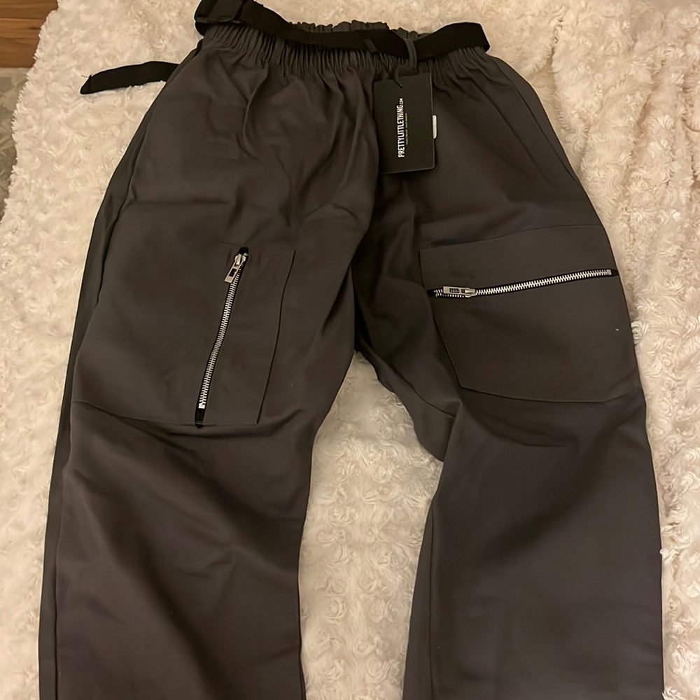 NWT PrettyLittleThing Woven Cargo Trouser